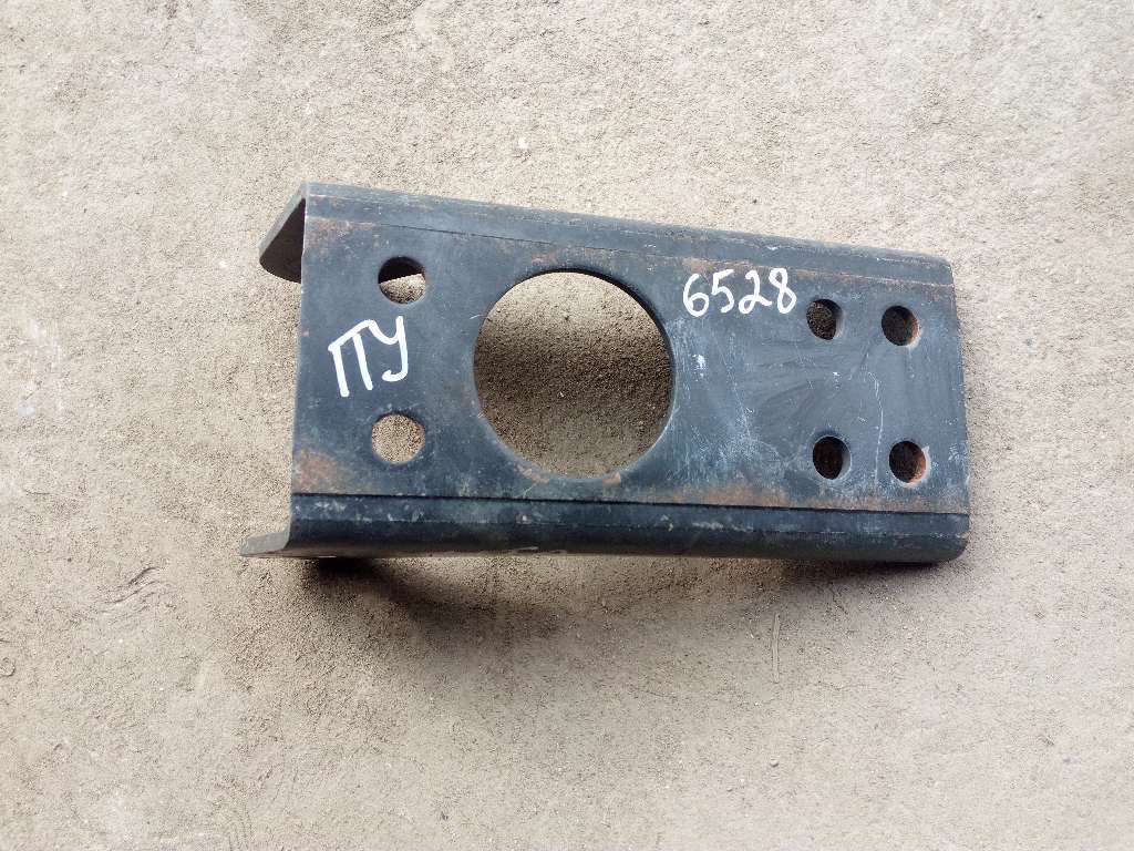 кронштейн заднего амортизатора верхний б/у - 1